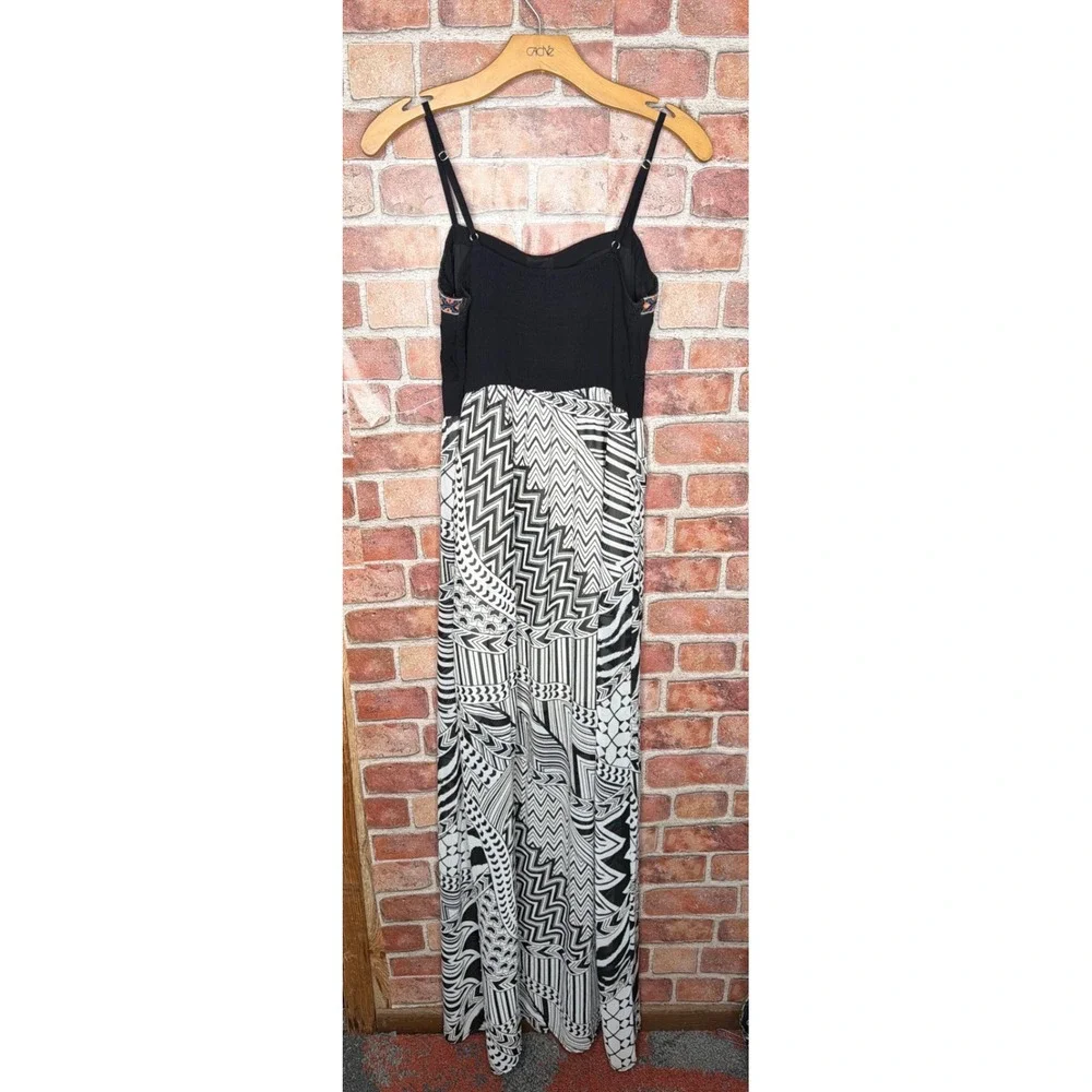 Flying Tomato‎ Embroidered Geometric Tribal Print Maxi Dress Black White Medium